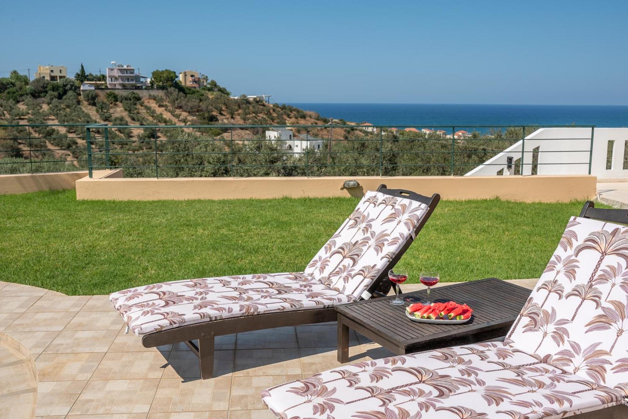 Nikola'S Villa Stalos Chania Екстер'єр фото